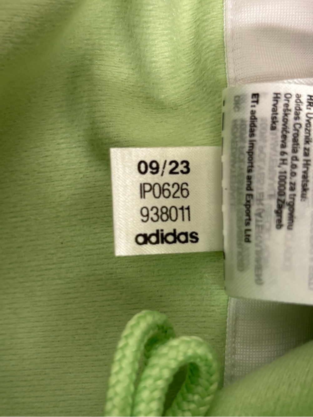 adidas adibreak Mint Green Track Pants with White Side Stripes and Logo Patch S - Picture 9 of 9
